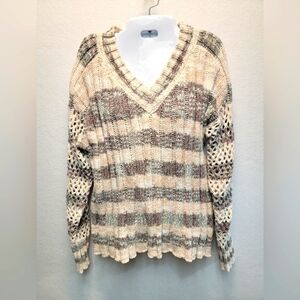 BOBEAU WOMEN'S SIZE MEDIUM V NECKLINE LONG SLEEVE CABLE KNIT SWEATER
